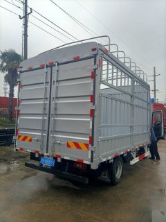 Foton Aumark S1 190 hp 4X2 4.2 m - фото 5