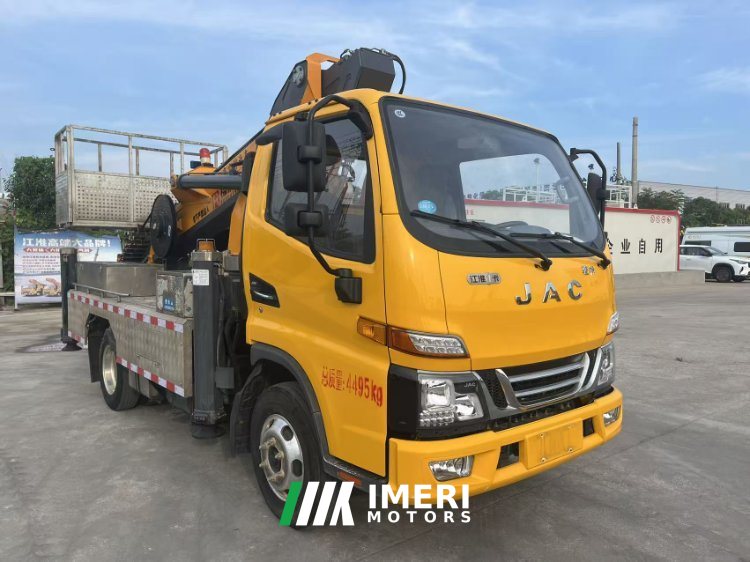 2024 JAC Shuailing Q3 170 hp 4X2 30 m