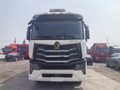 Sinotruk HOWO Max 290 hp 4X2 9.6 m - photo 2