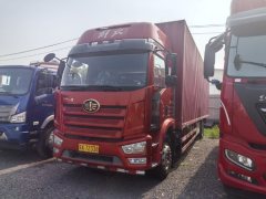 FAW Jiefang J6L 260 hp 4X2 9.7 m - photo 2