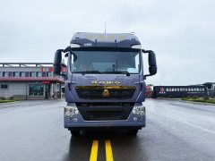 Sinotruk HOWO TX7 330 hp 4X2 7.8 m - photo 2