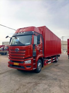 FAW Jiefang J6L 260 hp 4X2 8.2 m - photo 1