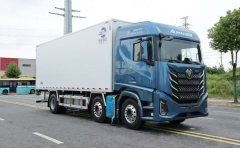 Foton Auman 5 480 hp 6X2 7.8 m - ფოტო 3
