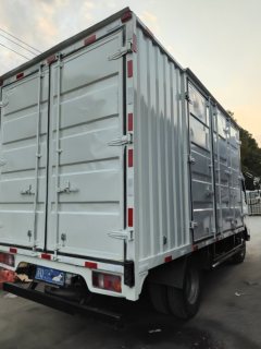 SINOTRUK HOWO Light Duty Truck Commander 140 hp 4X2 4.15 m - ფოტო 6