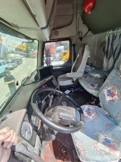 Dongfeng Liuzhou Chenglong H5 240 hp 4X2 9.7 m - ფოტო 4
