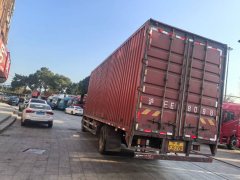 Dongfeng Liuzhou Chenglong M3 185 hp 4X2 7.8 m - photo 3