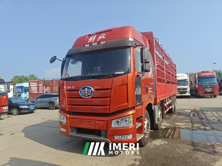 2019 FAW Jiefang J6P 420 hp 8X4 9.5 m