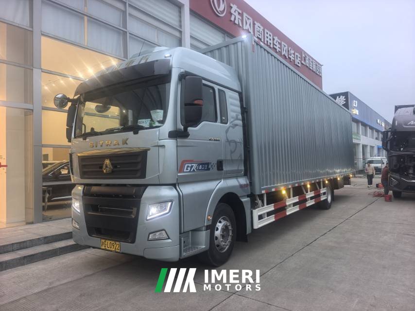 2026 Sinotruk Sitrak G7 330 hp 4X2 9.6 m