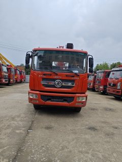 Dongfeng Duolika D9 230 hp 4X2 5.8 m - photo 2