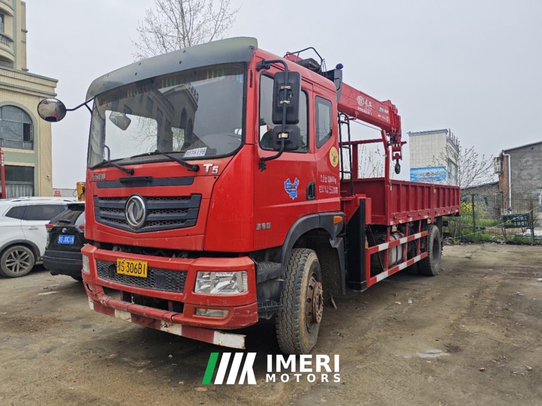 Dongfeng Huashen T5 180 hp 4X2 5.6 m - truck from China