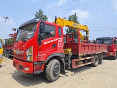 Dongfeng 200 hp 4X2 5.1 m - ფოტო 1