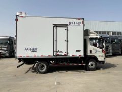 SINOTRUK HOWO Light Duty Truck Commander 170 hp 4X2 4.08 m - фото 4