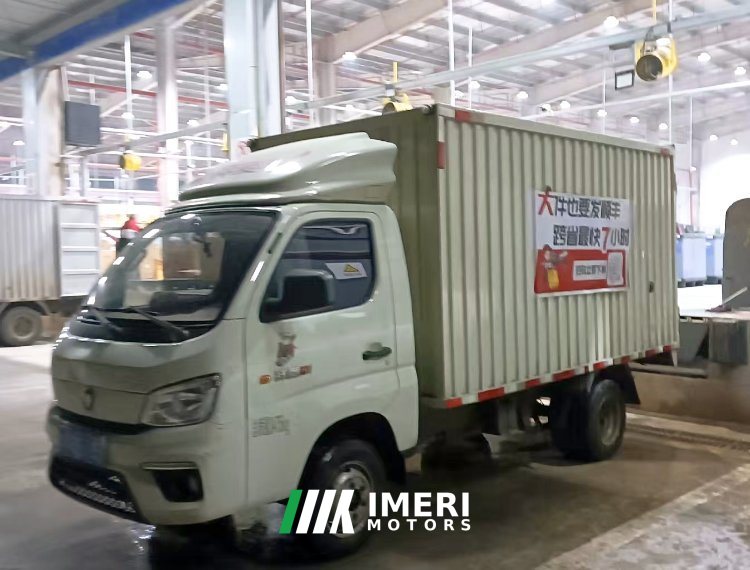 2022 Foton Xianglin M1 122 hp 4X2 3.3 m