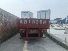 13 m x 2.55 m 3-axle low flatbed semi-trailer - photo 2