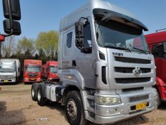 Dongfeng Liuzhou Chenglong M7 430 hp 6X4 - ფოტო 2