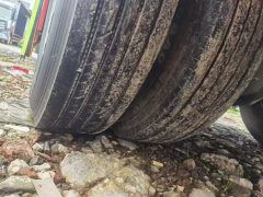 Dongfeng Liuzhou Chenglong H5 240 hp 4X2 6.8 m - ფოტო 3