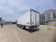 Sinotruk Sitrak C7H 350 hp 4X2 9.4 m - ფოტო 5
