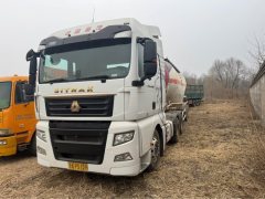 Sinotruk Sitrak C7H 440 hp 6X4 - photo 4