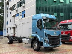 Dongfeng Liuzhou Chenglong H5 300 hp 4X2 9.7 m - ფოტო 3