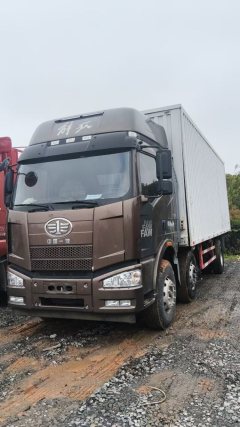 FAW Jiefang JK6 220 hp 4X2 7.7 m - photo 5