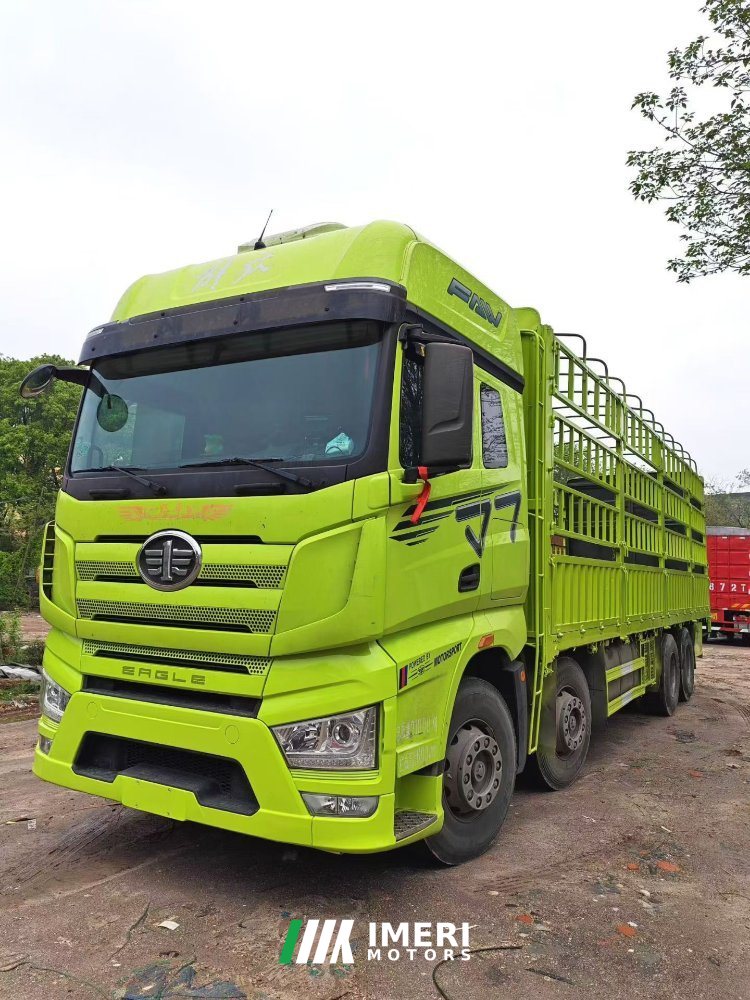 2023 FAW Jiefang J7 460 hp 8X4 9.5 m