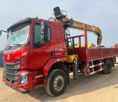Dongfeng Liuzhou Chenglong M3 200 hp 6X2 5.8 m - ფოტო 2