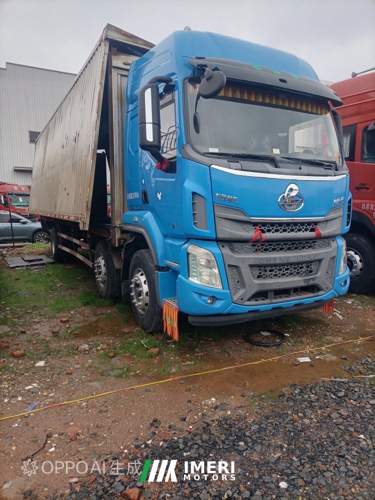 Dongfeng Liuzhou Chenglong H5 240 hp 4X2 9.6 m - სატვირთო ჩინეთიდან