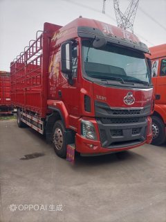 Dongfeng Liuzhou Chenglong H5 260 hp 4X2 6.8 m - ფოტო 2