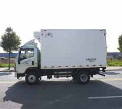 SINOTRUK HOWO Light Duty Truck Commander 180 hp 4X2 4.1 m - ფოტო 4