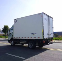 SINOTRUK HOWO Light Duty Truck Commander 180 hp 4X2 4.1 m - ფოტო 8