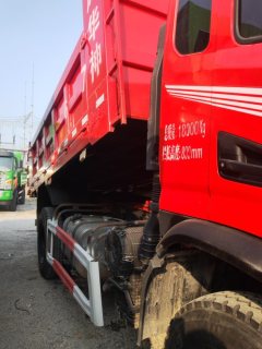 Dongfeng Huashen T3 200 hp 4X2 4.5 m - ფოტო 4