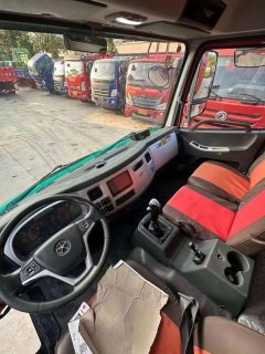 Dayun Fengchi 240 hp 6X2 7.5 m - ფოტო 6