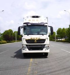 Sinotruk HOWO TX7 PRO 330 hp 4X2 9.45 m - photo 2