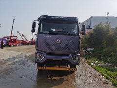Sinotruk Xierbo HOWO 320 hp 6X4 8.5 m - фото 2