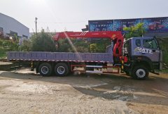 Sinotruk Xierbo HOWO 320 hp 6X4 8.5 m - фото 4