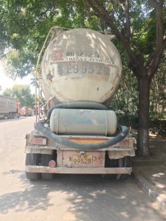 8.72 m x2.55 m 3 semi-trailer - ფოტო 2