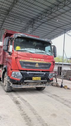 Sinotruk HOWO T7H 480 hp 6X4 6 m - photo 3
