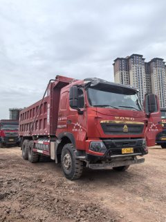 Sinotruk HOWO T7H 480 hp 6X4 6 m - photo 4