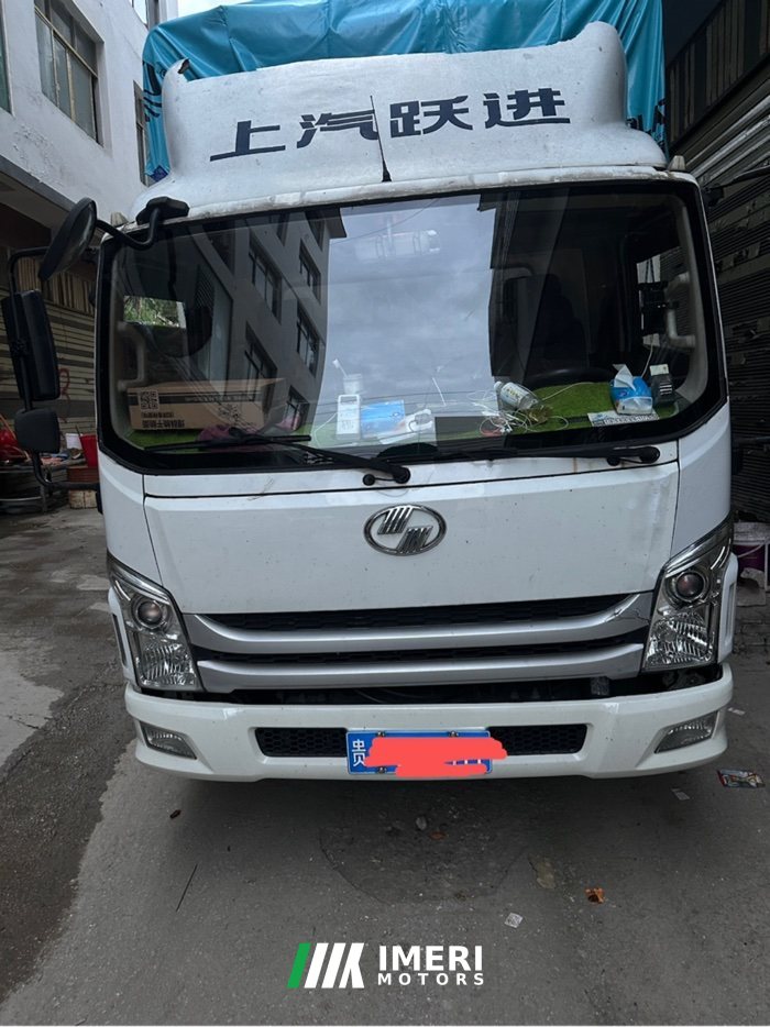SAIC Yuejin Surpasses the C-Class 156 hp 4X2 4.17 m - truck from China