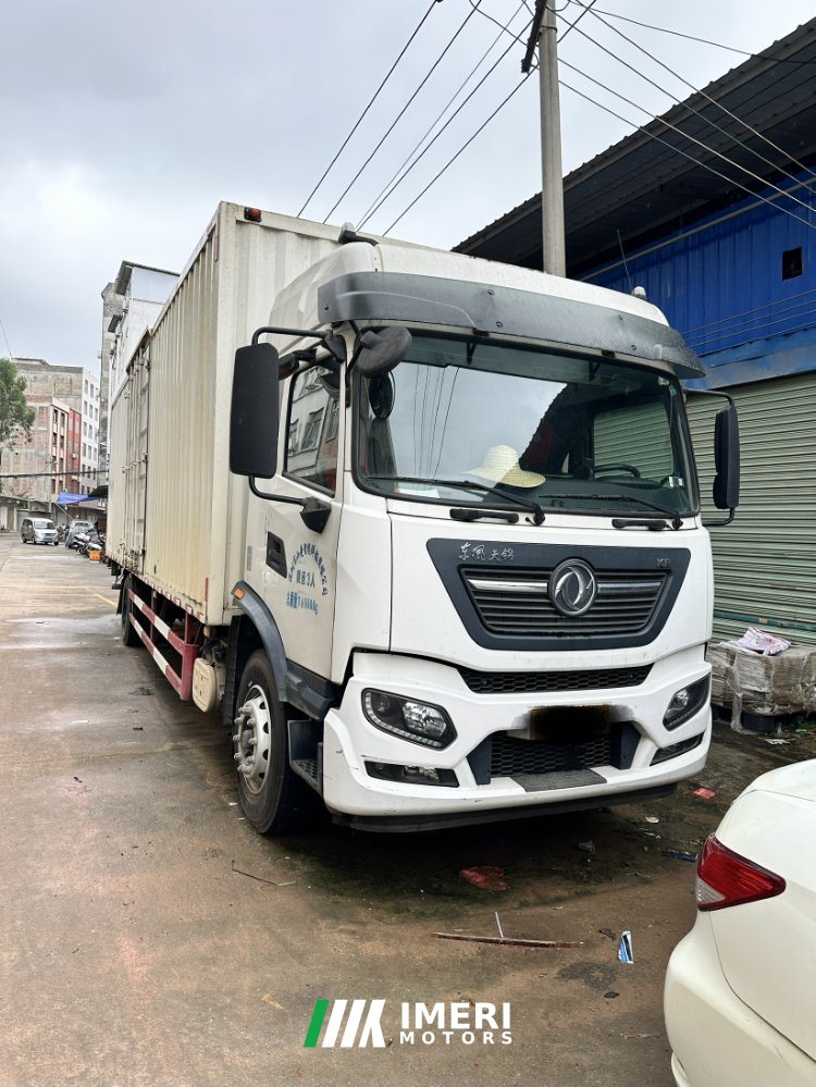 Dongfeng Tianjin KR 260 hp 6X2 9.8 m - truck from China