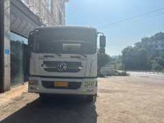 Dongfeng Duolika D9 180 hp 4X2 7.75 m - photo 1