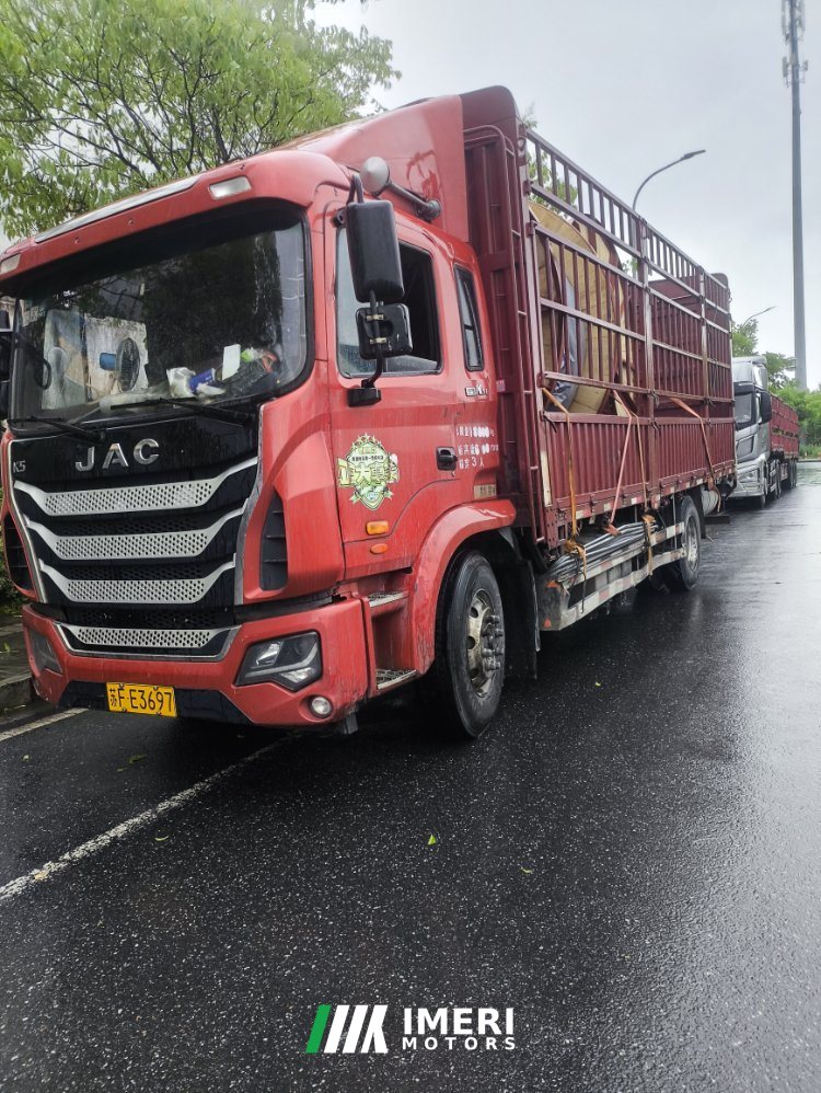 2020 JAC Gallop GAC Higer K5 220 hp 4X2 5.8 m