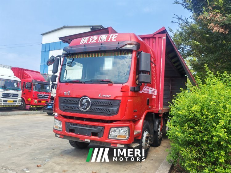 2020 Shacman Delong L3000 300 hp 6X2 9.5 m