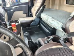 FAW Jiefang JH6 460 hp 8X4 9.4 m - photo 7