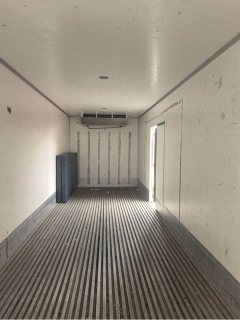 Foton Auman GTL 320 hp 6X2 9.6 m - photo 4
