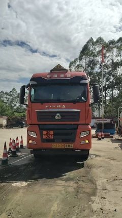 Sinotruk Sitrak C7H 440 hp 6X4 - ფოტო 1