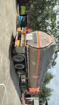 Sinotruk Sitrak C7H 440 hp 6X4 - ფოტო 3