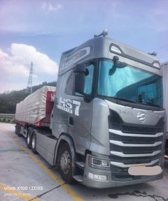 Dongfeng Huashen HS7 630 hp 6X4 - photo 2