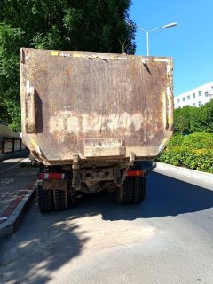 United Trucks U 380 hp 8X4 5.6 m - ფოტო 3