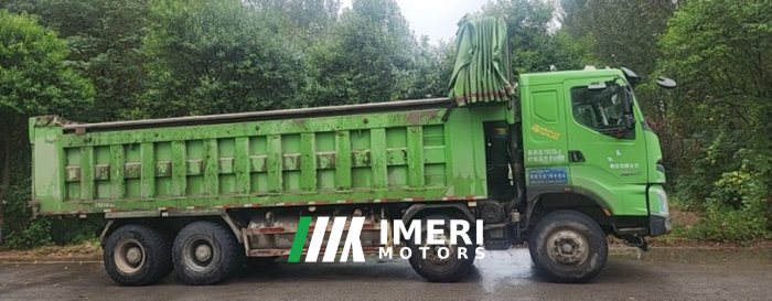 2020 Dongfeng Liuzhou Chenglong H7 400 hp 8X4 8.2 m